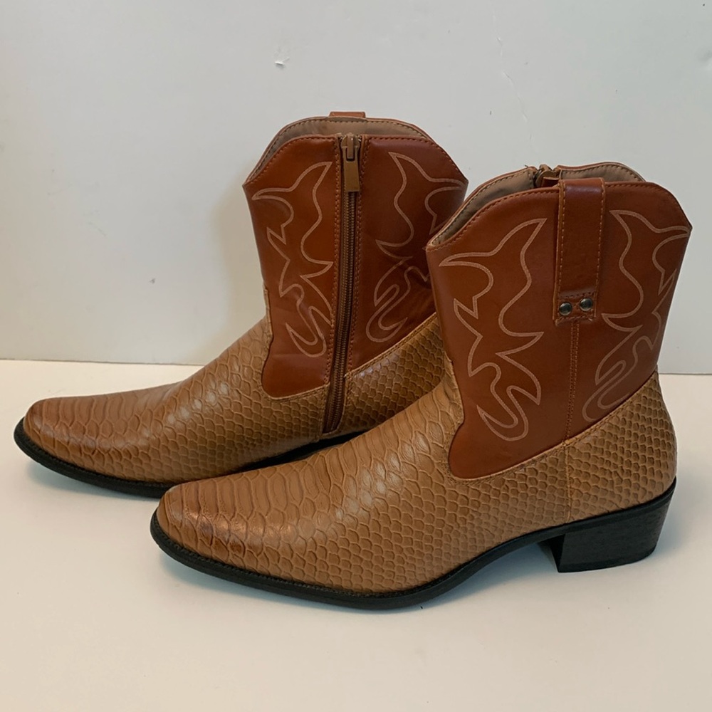 Alberto Fellini Crocodile Print Boots